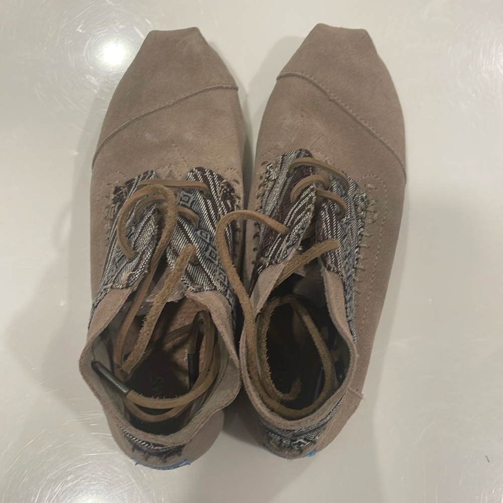 Toms Moccasins with print